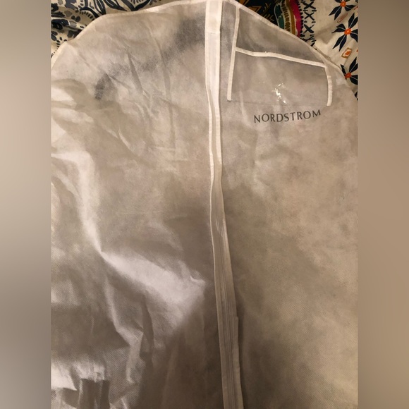 Halston Heritage black and white abstract halter dress (Marilyn Monroe vibe) - Picture 8 of 8